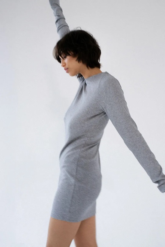 Odzież Muuv. sukienka z lyocellem JORDE krot.suk.z.dl.rek.JORDE szary