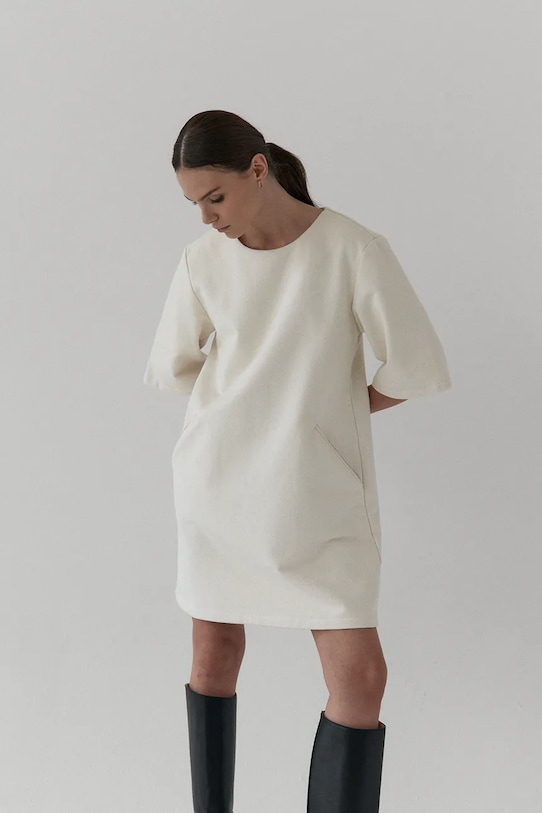 Muuv. sukienka bawełniana OREE krot.suk.z.kiesz.OREE beżowy ZS26