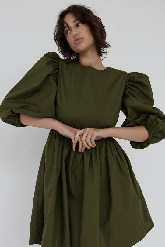 Muuv. sukienka rozkloszowana bawełniana KAWAI krot.suk.buf.rek.KAWAI zielony ZS26