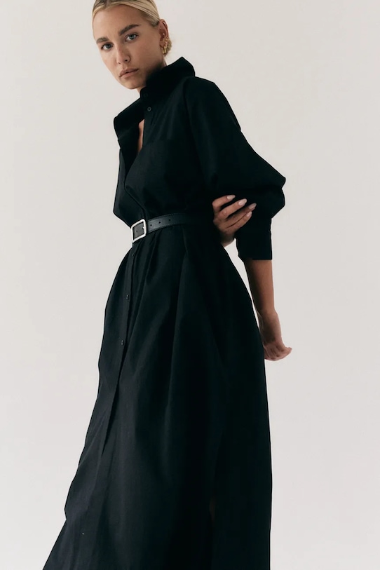 Odzież Muuv. sukienka koszulowa bawełniana MEIE sukienka.dluga.MEIE czarny