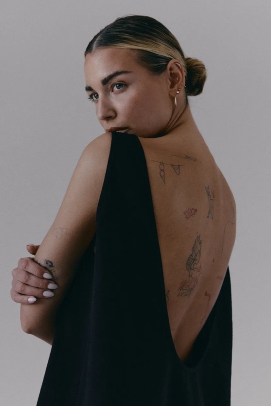 Muuv. sukienka letnia bawełniana EL MAI sukienka.krotka.EL.MAI czarny