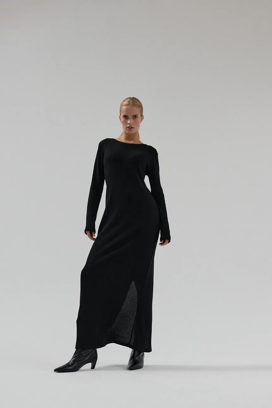 Ruházat Muuv. pulóverruha LUNN sukienka.LUNN fekete