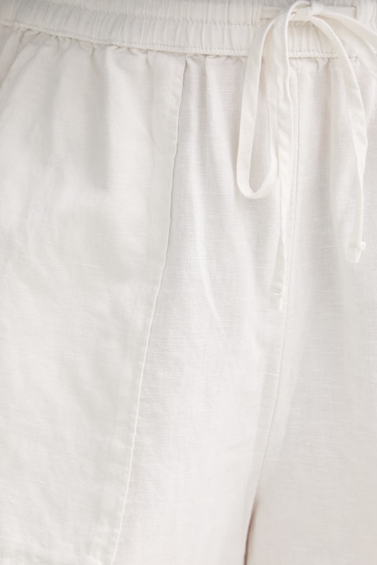 Marc O'Polo szorty damskie z lnem biały 5000010127