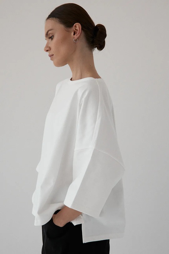 Odzież Muuv. t-shirt basic damski bawełniany KOAI longsleeve.KOAI biały