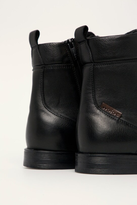 Obuwie Wojas - Buty skórzane 822451 czarny