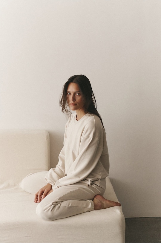 Кофта MUUV. Subtle Cotton остальные бежевый bluza.crop.SUBTLE
