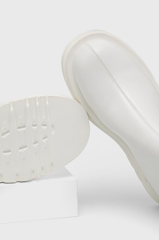 Nízké kozačky GOE bílá KK2N4055.WHITE