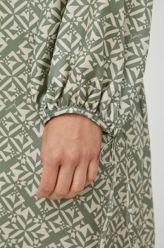 Beatrice B vestito in seta 22FA6791GEO verde