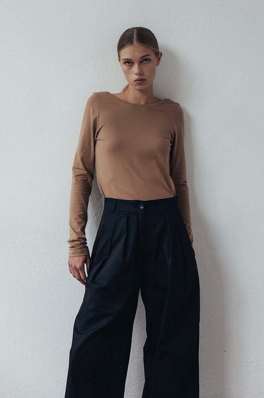 MUUV. longsleeve din bumbac longsle.BACKRENROUTE.pe maro ZW23