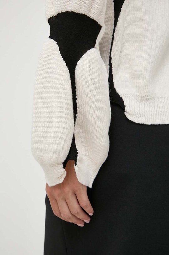 Vuneni pulover Liviana Conti F3W080