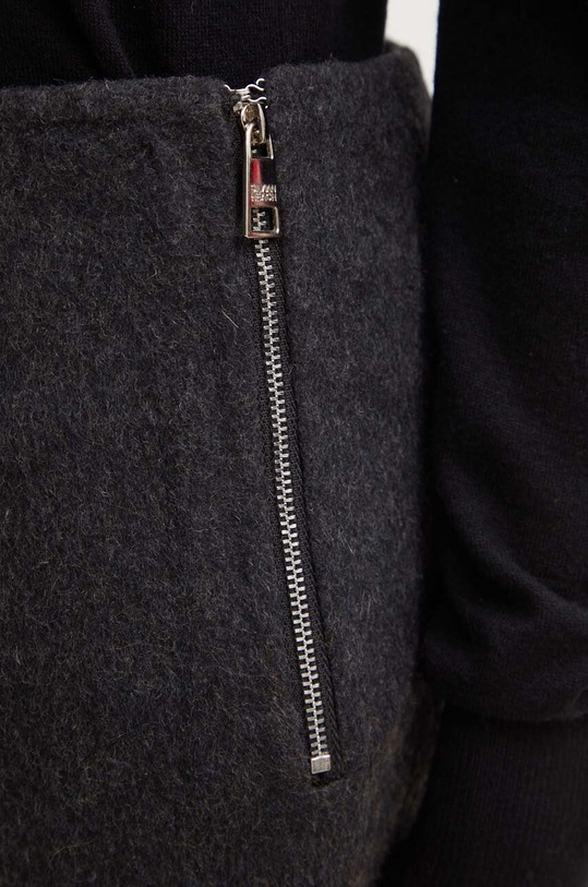 Vlnená sukňa Silvian Heach HUDAK sivá GPA24014MG