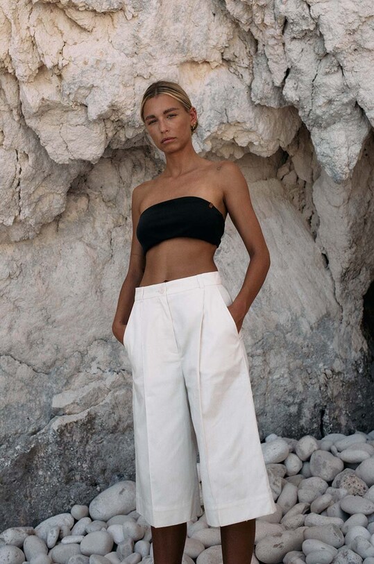MUUV. pantaloni scurti din bumbac PORTEUR bumbac alb bermudy.PORTEUR