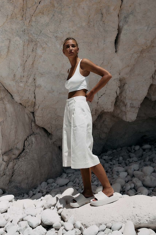 Дрехи Памучен къс панталон MUUV. PORTEUR bermudy.PORTEUR бял