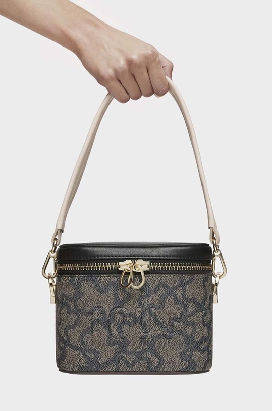 Tous poseta 2002127451