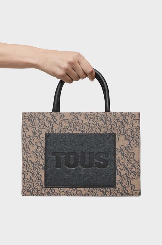 Tous poseta 2002130543