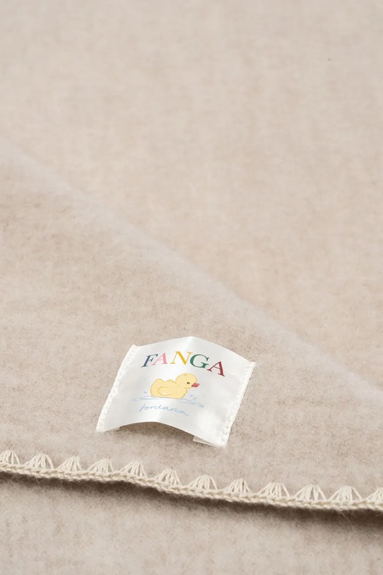 Chłopiec Fanga Fontana koc wełniany ERBA WOOL FLEECE BABY BLANKET FA100005 beżowy