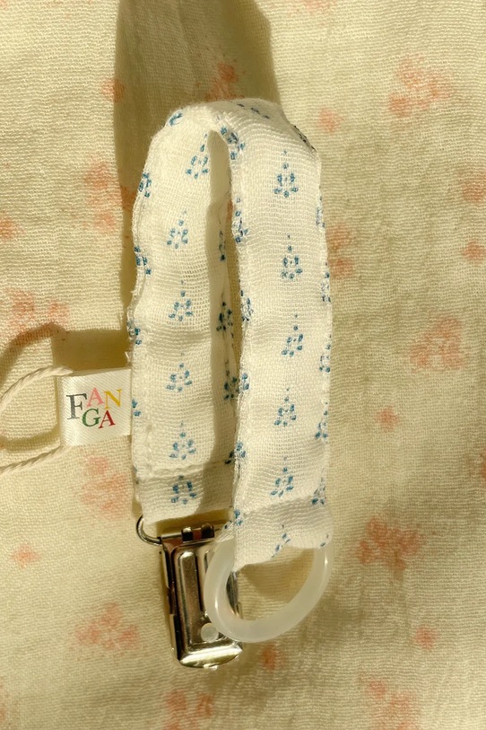 Fanga Fontana zawieszka do smoczka VEN PACIFIER STRAP FA100009 niebieski ZW25