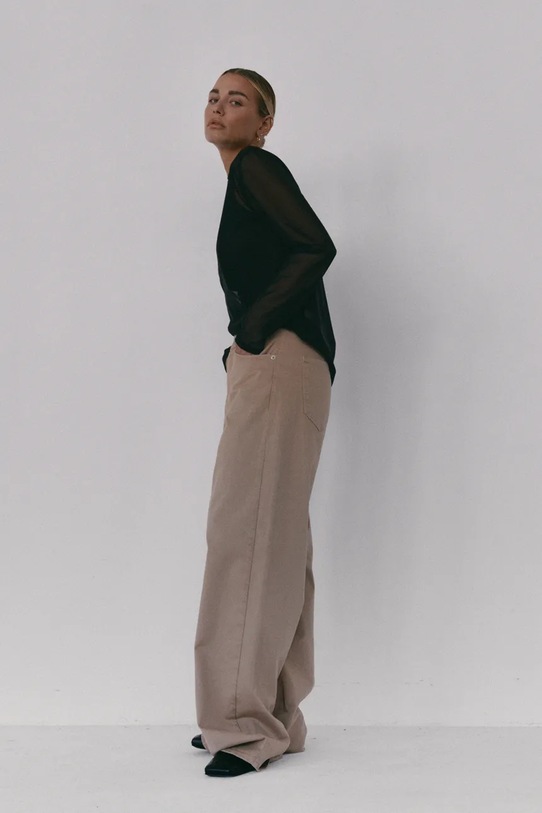 MUUV. longsleeve UKO tran.long.UKO czarny ZW25
