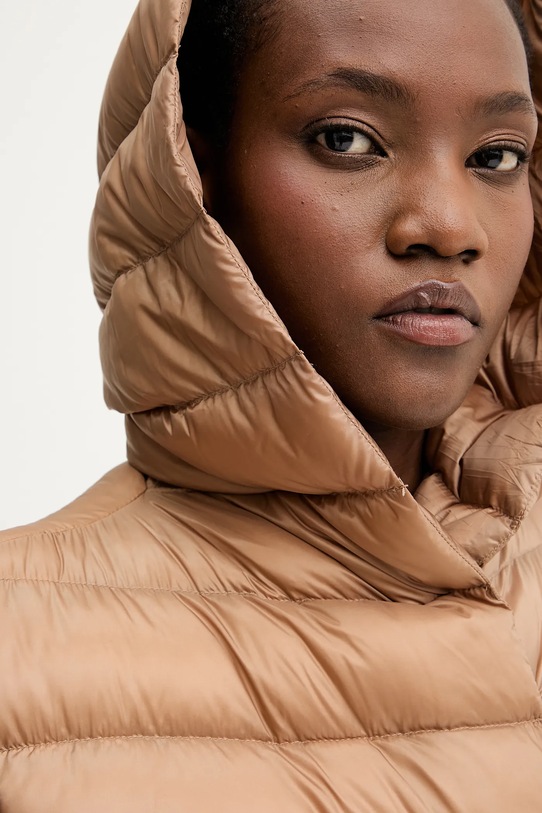 Péřová vesta Liviana Conti CNTW02 hnědá