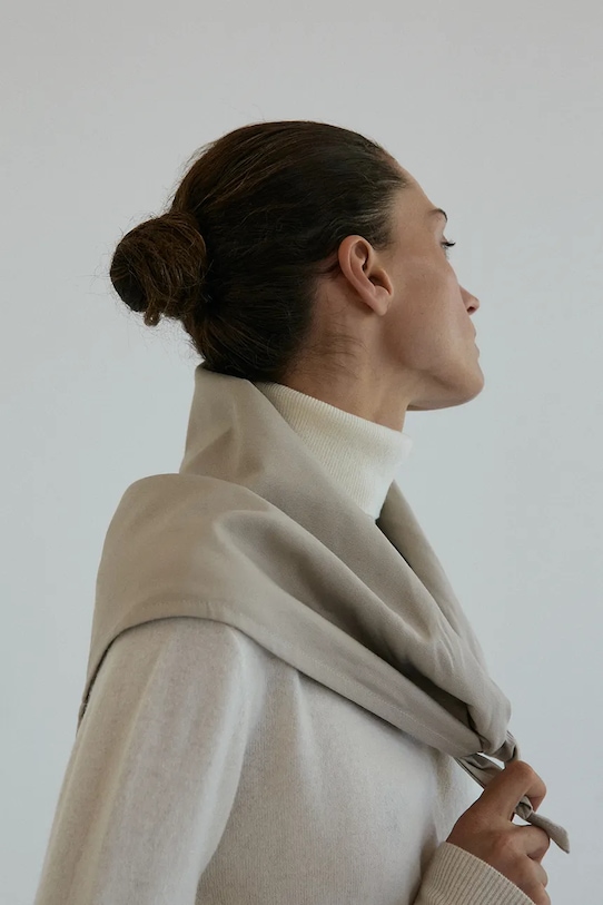 MUUV. chusta bawełniana BOUFF beżowy chusta.BOUFF