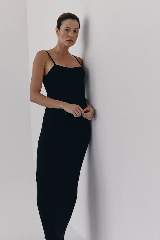 MUUV. ruha JORDE fekete suk.dl.JORDE