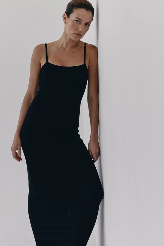 MUUV. ruha JORDE suk.dl.JORDE