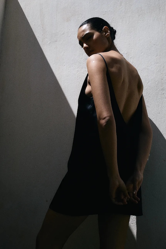 Haljina MUUV. FEU sukienka.krotka.FEU crna ZS26