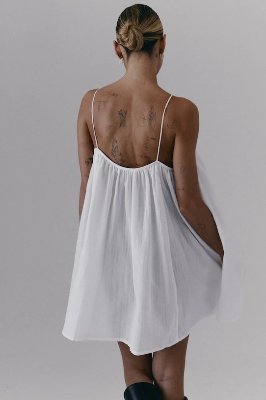 MUUV. sukienka bawełniana MINIME sukienka.krotka.MINIME biały ZS26