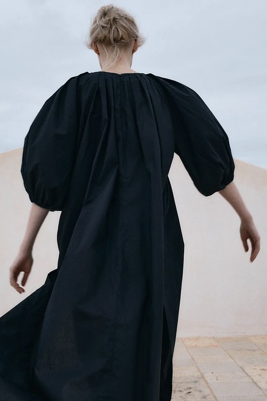 Muuv. BUFFLE μαύρο sukienka.dluga.BUFFLE