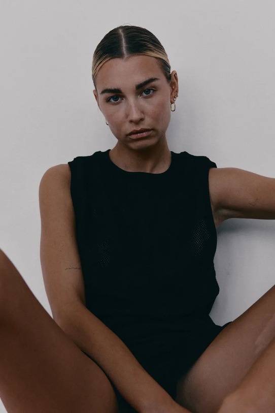 MUUV. top LLARD top.kamizelka.LLARD czarny