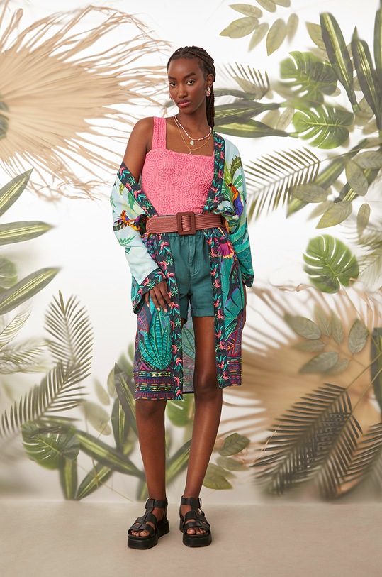 VIBRANT VACAY