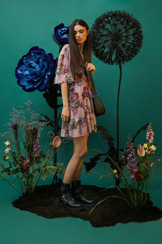 FLORAL OASIS