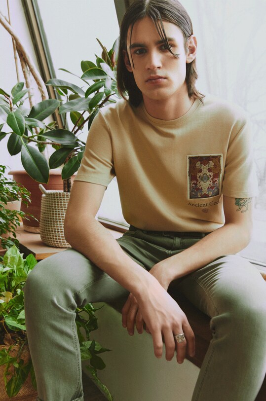 WEAR YOUR GREENS