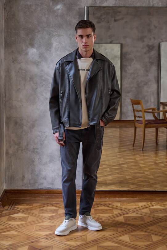 TIMELESS LAYERS