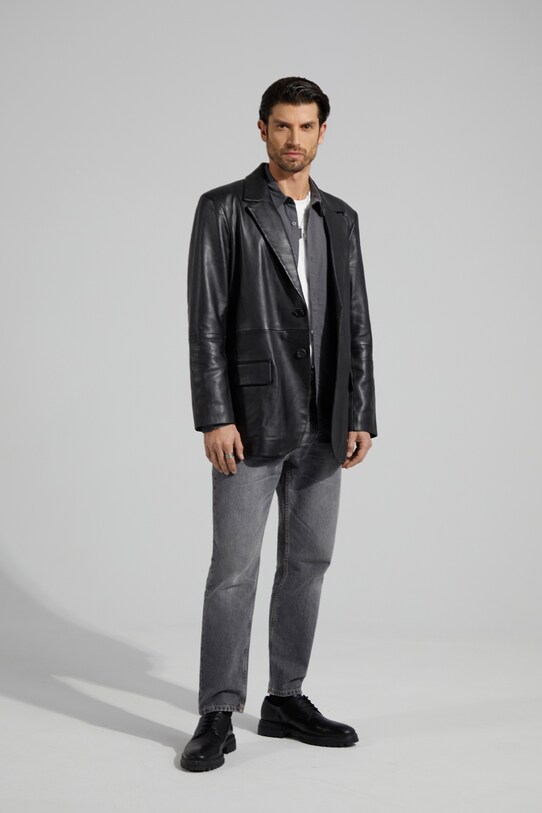 CLASSIC BLACK