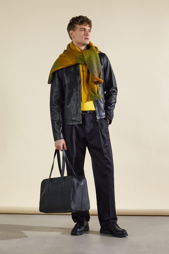 Mr. Loose & Comfortable