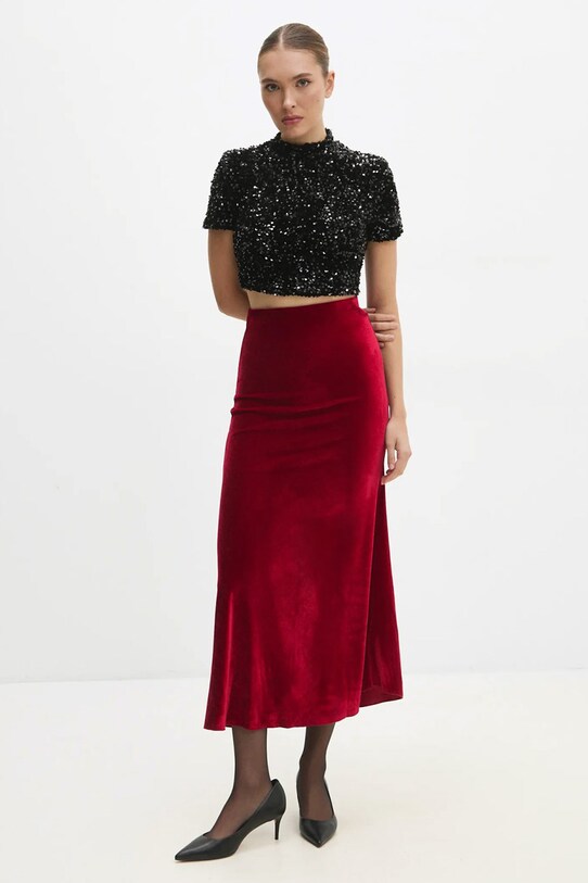 Red likes black