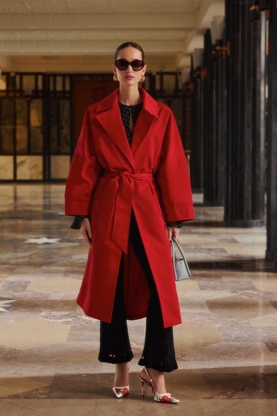 Metropolitan Red Lady