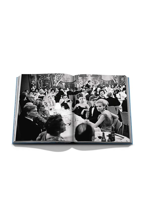 Assouline book Gstaad Glam by Geoffrey Moore, English 9781649800435