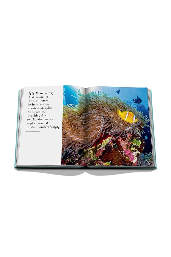 Assouline book Saudi Arabia: Red Sea, the Saudi Coast by Christopher Smit, English 9781649800848