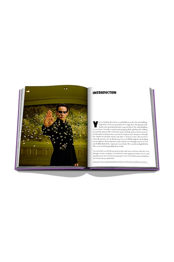 Knjiga Assouline Metaverse Dream by Paul Dawalibi, Gregory Landegger, English 9781649801852 ljubičasta