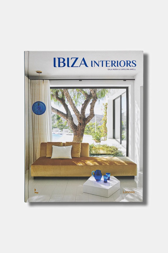 Kniha home & lifestyle Ibiza Interiors by Amell Carolina, Mora Gala, English viacfarebná 9789401489362