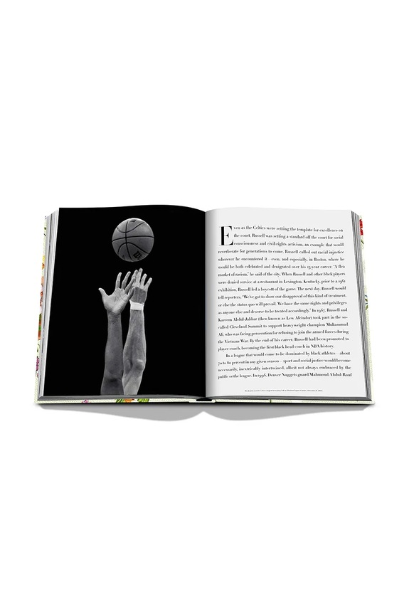 Accessories Assouline book Basketball: The Impossible Collection, Howard Beck, English 9781649804174 multicolor
