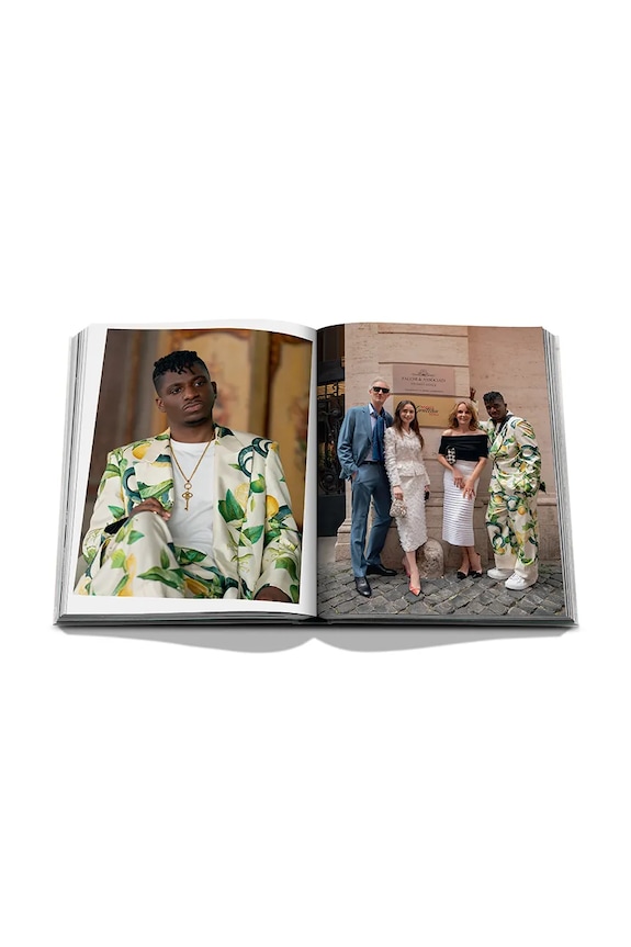 Kniha Assouline Emily in Paris, The Fashion Guide, English 9781649805171 viacfarebná