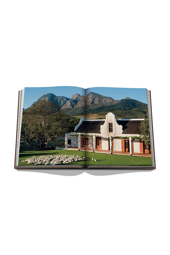 Assouline fotokniha Secret Stays, Pioneering host of the New Chic, Melinda Stevens 9781649803313
