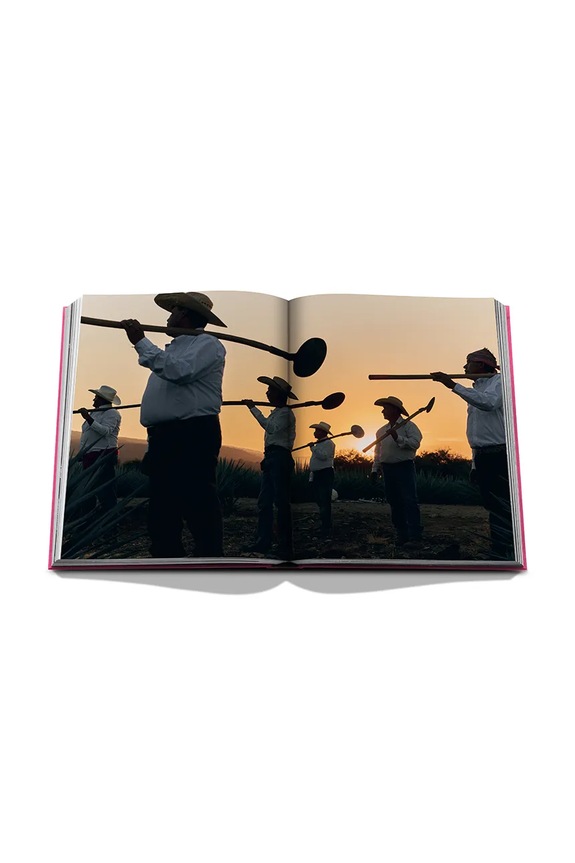 Assouline fotokniha The Art of Tequila: Spirit of Mexico, Suleman Anaya 9781649805997 viacfarebná