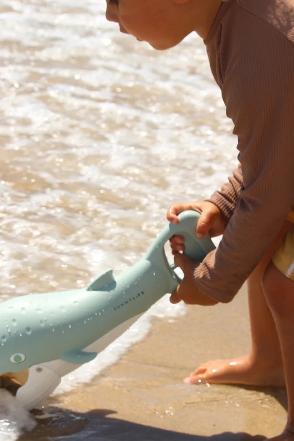 SunnyLife homokozós játék Whale Green S51SCLBL