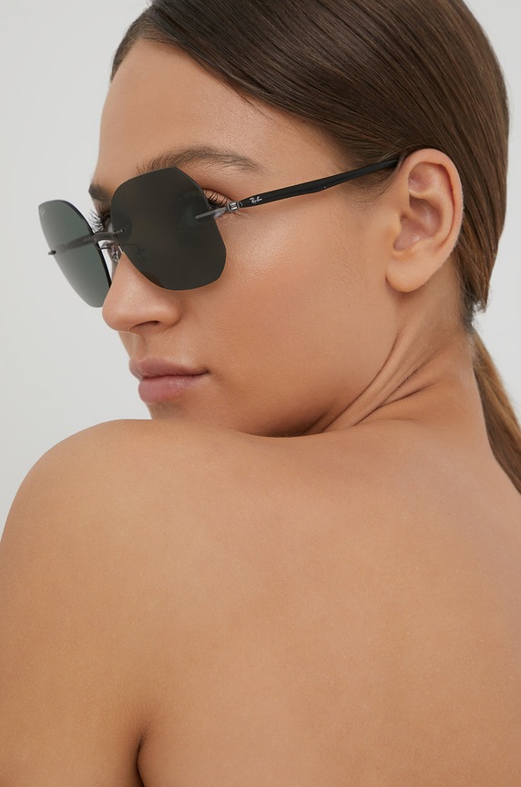 Ray-Ban napszemüveg fekete 0RB8067