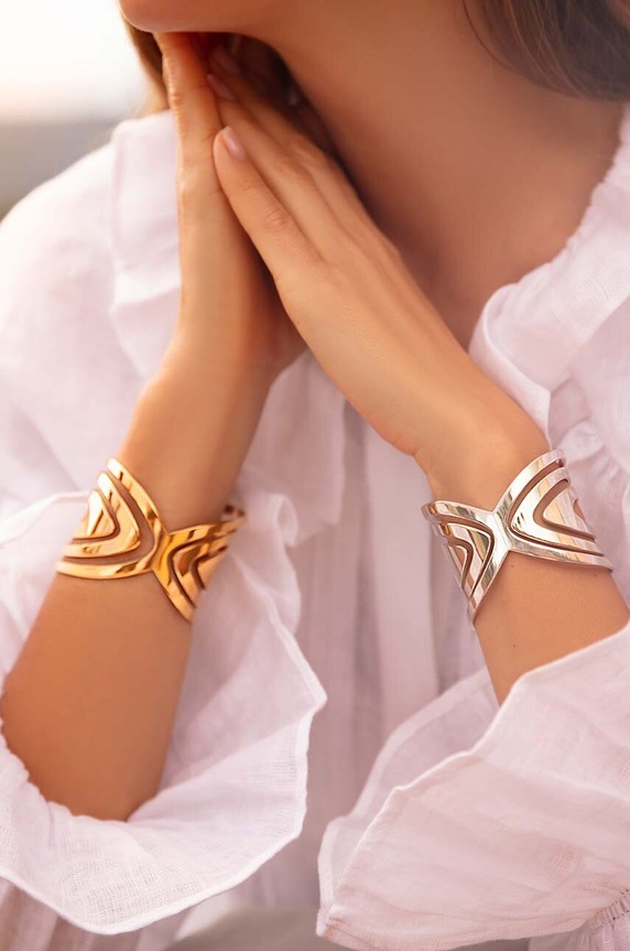 Pozlaćena narukvica Lilou Paw zlatna 160/OS/BRA