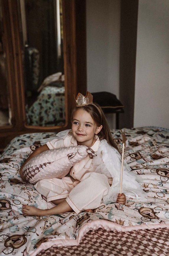 Kojicí polštář La Millou PRINCESS růžová 142220.Poduszka.Kura.Ba